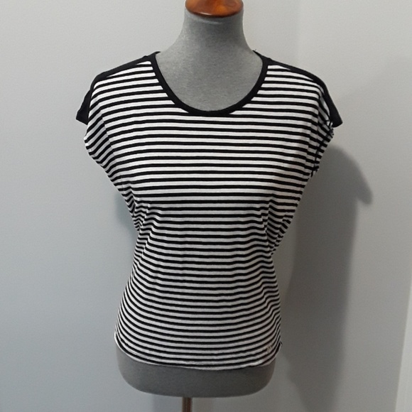 Michael Kors Tops - ⚡4/$25 Michael Kors Top